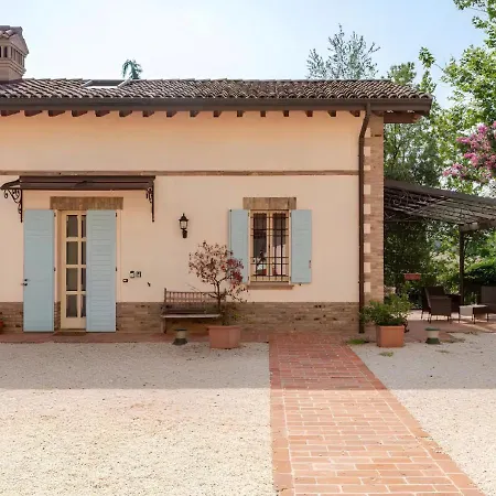 Tra Le Colline Di Con Ristorante Apartament *